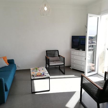 Superbe Appartement Avec Vue Sur Mer Et Port, Parking Prive Saint-Pierre-la-Mer  Dış mekan fotoğraf